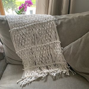 Macrame table runner